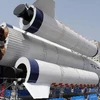 Mô hình tên lửa đẩy Trường Chinh 2F được trưng bày tại Triển lãm hàng không vũ trụ Trung Quốc. (Nguồn: THX/TTXVN)