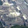 Lò phản ứng số 4 (phía trước) Nhà máy điện Oi của Công ty điện lực Kansai. (Nguồn: Kyodo/TTXVN)