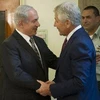 Thủ tướng Israel Benjamin Netanyahu (trái) và Bộ trưởng Chuck Hagel (phải) trước cuộc gặp. (Nguồn: AFP/TTXVN)