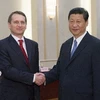 Chủ tịch Trung Quốc Tập Cận Bình (phải) có cuộc gặp với Chủ tịch Duma Quốc gia Nga Sergey Nasyskin (trái) đang trong chuyến thăm Trung Quốc. (Nguồn: THX/TTXVN)