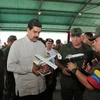 Tổng thống Maduro thăm căn cứ không quân El Libertador tại bang Arugua. (Nguồn: MINCI)