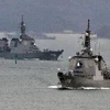 Tàu tuần dương Aegis của Lực lượng phòng vệ bờ biển Nhật Bản rời căn cứ Sasebo ở quận Nagasaki ngày 6/12/2012. (Nguồn: AFP/TTXVN)