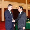 Phó Thủ tướng Vũ Văn Ninh hội kiến với Phó Thủ tướng kiêm Bộ trưởng Bộ Tài chính New Zealand Bill English. (Ảnh: An Đăng/TTXVN)