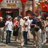 Di sản phố cổ Hội An luôn thu hút khách du lịch quốc tế. (Ảnh: Văn Sơn/TTXVN)