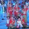Các diễn viên Ấn Độ và Nhật Bản biểu diễn tại lễ bế mạc đại hội. AFP/TTXVN