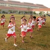 Trẻ em vui chơi trên trong khuôn viên rộng 1ha của trường mẫu giáo Đông Phương. (Nguồn: Internet)