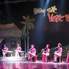 Một tiết mục biểu diễn trong "Hương sắc Việt Nam." (Nguồn: cinet.gov.vn)