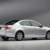 Mẫu Honda Accord EX V6 đời 2012. (Nguồn: Internet)