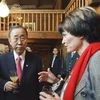 Tổng Thư ký LHQ Ban Ki-moon và Tổng thống Thụy Sĩ Micheline Calmy-Rey tại Pohlern gần Bern, trước khi diễn ra IPU 125. (Nguồn:AP)