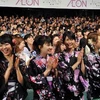 1.122 người đã cùng mặc trang phục yukata. (Nguồn: AFP/TTXVN)