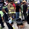 Cảnh sát Mexico phát hiện thi thể 2 nhà báo bị bọn tội phạm sát hại dưới mương nước. (Nguồn: AP) 