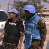 Các giám sát viên Liên hợp quốc thị sát tại thành phố Homs ngày 29/7. (Nguồn: AFP/TTXVN)