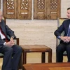 Tổng thống al-Assad hội đàm với Đặc phái viên LHQ Lakhdar Brahimi. (Nguồn: AFP/TTXVN)