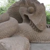 Rồng đá Đền thờ Trạng nguyên Lê Văn Thịnh.