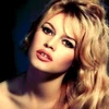 Huyền thoại điện ảnh Brigitte Bardot.