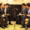 Thủ tướng Nhật Bản Abe tiếp Trưởng Ban Tổ chức TW Tô Huy Rứa. (Ảnh: Vietnam+)