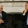 Tổng thống Palestine Mahmoud Abbas và Tổng thống Mỹ Barack Obama tại Nhà Trắng (Ảnh: AP)