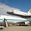 Tàu Enterprise được Boeing 747 cõng tới New York (Nguồn: Internet)