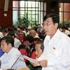 Đại biểu Quốc hội tỉnh Hậu Giang, Phạm Hồng Phong phát biểu ý kiến. (Ảnh: Dương Giang/TTXVN)