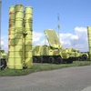 Hệ thống tên lửa Antey-2500. (Nguồn: abovetopsecret.com)