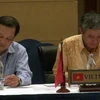 Trưởng đoàn SOM Việt Nam, Thứ trưởng Ngoại giao Phạm Quang Vinh, (bên phải) tại phiên họp SOM. (Ảnh: Hà Linh/Vietnam+) 