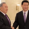 Chủ tịch nước Trung Quốc Tập Cận Bình và Tổng thống Kazakhstan Nursultan Nazarbayev. (Nguồn: inform.kz)