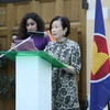 Bà Đại sứ Singapore, Chủ tịch Ủy ban ASEAN tại Moskva Lim Kheng Hua điểm lại những chặng đường phát triển của ASEAN. (Ảnh: Quế Anh/Vietnam+)