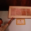 Tờ lệnh Hoàng Sa đầy đủ con dấu từ thời Minh Mạng là bằng chứng khẳng định chủ quyền Hoàng Sa (Ảnh: Thông Chí/Vietnam+)