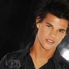 Chàng "người sói" Taylor Lautner. 