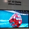 TV 3D 52 inch không dùng kính 3D, có độ tương phản 2000:1. (Nguồn: Samsunghub).