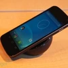 Nexus 4 đang có dấu hiệu được cải thiện nguồn cung tích cực. (Nguồn: engadget.com)