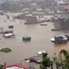 Hậu qủa do cơn bão Megi gây ra tại Philippines. (Nguồn: AFP/TTXVN)