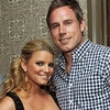 Jessica Simpson và Eric Johnson say sưa trong hạnh phúc. (Nguồn: Internet)