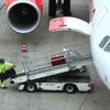Vận chuyển hành lý lên máy bay của hãng hàng không Đức. (Nguồn: Getty images)