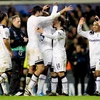Các cầu thủ Tottenham vui mừng sau khi giành quyền đi tiếp tại Champions League. (Nguồn: Getty images)