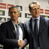Mourinho (trái) và Valdano chưa bao giờ nhìn về cùng một hướng. (Nguồn: Getty)