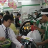 FamilyMart ngày đầu khai trương. (Ảnh: Hà Huy Hiệp/Vietnam+)