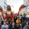 Người biểu tình đổ xuống các đường phố ở Oakland, bang California, Mỹ ngày 2/11. (Nguồn:AFP/TTXVN)