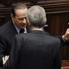 Silvio Berlusconi "cảnh báo" Thủ tướng Monti. (Nguồn: AP)