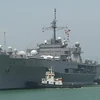 Tàu USS BLUE RIDGE (LCC-19) tại Cảng Tiên Sa. (Ảnh: Đoàn Hữu Trung/Vietnam+)