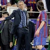 Mourinho và Messi vốn chẳng ưa gì nhau. (Nguồn: Getty)