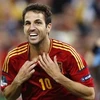 Fabregas thực hiện thành công cút sút ở loạt đá penalty cuối cùng và đem về chiến thắng cho Tây Ban Nha. (Nguồn: AP)