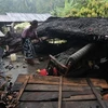 Người dân ở tỉnh Sulawesi khắc phục hậu quả do trận động đất gây ra. (Nguồn: Reuters)