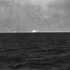 Tảng băng trôi đã đâm chìm tàu Titanic nhìn từ tàu S.S. Carpathia. (Ảnh: Library of Congress)