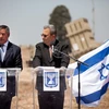 Bộ trưởng Quốc phòng Mỹ Leon Panetta (trái) và người đồng cấp Israel Ehud Barak. (Nguồn: Getty)