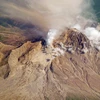 Núi lửa Siveluch . (Nguồn: earthobservatory.nasa.gov)