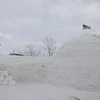 Bên ngoài lều tuyết sau khi đã hoàn thành. (Nguồn: firstcoastnews.com)