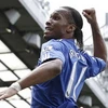Drogba ghi bàn mang chiến thắng về cho Chelsea. (Ảnh: Reuters)