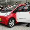 Mẫu xe điện thế hệ mới i-MiEV của Mitsubishi. (Ảnh: AP)