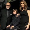 Celine Dion cùng chồng René Angelil và con trai. (Nguồn: AP)